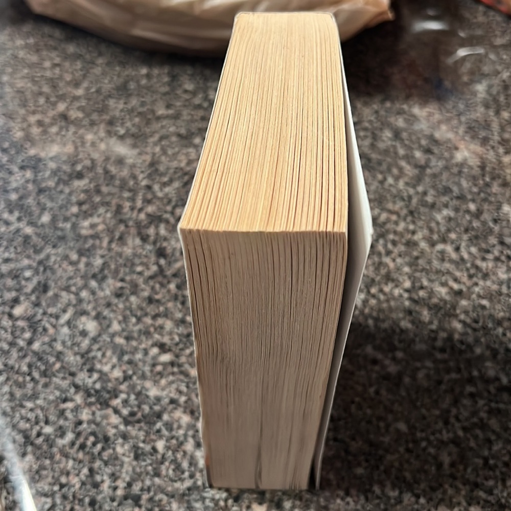 Ready Player One - Paperback Book - Picture 3 of 3